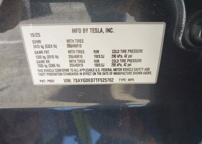 2026 Tesla Model Y Premium Rear-wheel Drive/rear-wheel Drive, daño Frontal, Iaai lote 46148064, foto 9 de 23