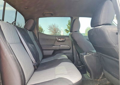 2022 Toyota Tacoma Trd Off-road, uszkodzenie: Przód, Copart lot 68599656, zdjęcie 10 z 13