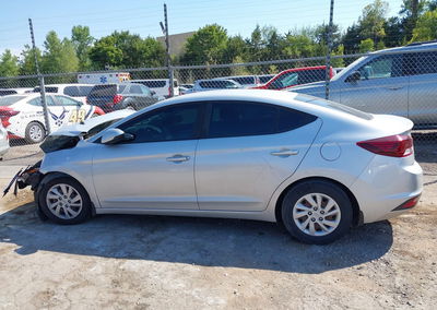 2019 Hyundai Elantra Se, Front End damage, Iaai lot 45991680, photo 14 of 16