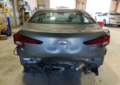2019 Hyundai Elantra Se, uszkodzenie: Tył, Copart lot 72156126, zdjęcie 6 z 12
