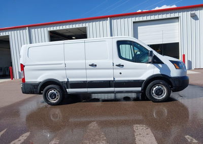 2019 Ford Transit-150, daño Normal Wear & Tear, Iaai lote 46317049, foto 13 de 16