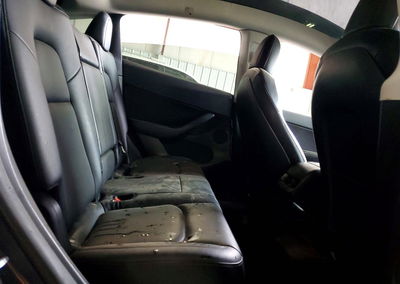 2021 Tesla Model Y, daño Lateral, Copart lote 74216436, foto 10 de 12