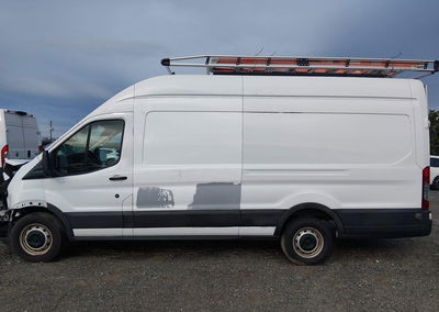 2022 Ford Transit-250 Cargo Van, daño Frontal izquierdo, Iaai lote 46084604, foto 15 de 17