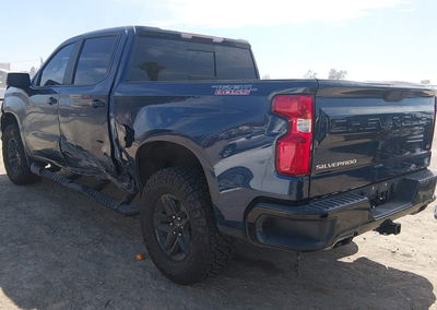2021 Chevrolet Silverado 1500 4wd  Short Bed Lt Trail Boss, Front End damage, Iaai lot 45867869, photo 3 of 16