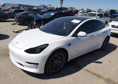 2022 Tesla Model 3 Rear-wheel Drive, Right Side damage, Iaai lot 46161250, photo 2 of 18