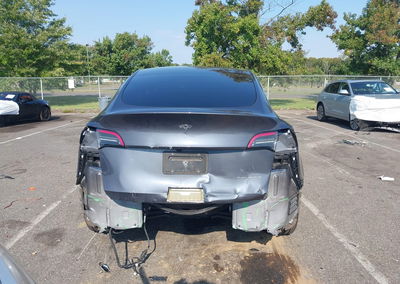 2023 Tesla Model Y Awd/long Range Dual Motor All-wheel Drive, daño Trasero, Iaai lote 46135737, foto 14 de 14