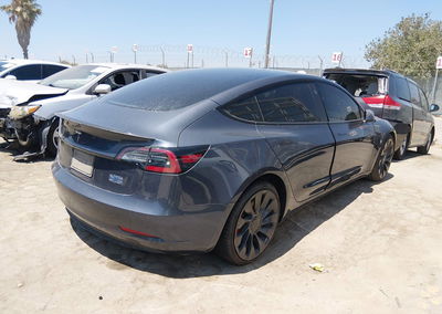 2022 Tesla Model 3 Performance Dual Motor All-wheel Drive, пошкодження: Лівий бік, Iaai лот 45791035, фото 4 з 21