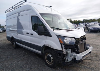 2022 Ford Transit-250 Cargo Van, Left Front damage, Iaai lot 46084604