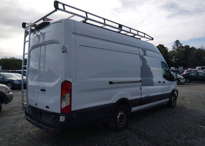 2022 Ford Transit-250 Cargo Van, daño Frontal izquierdo, Iaai lote 46084604, foto 4 de 17