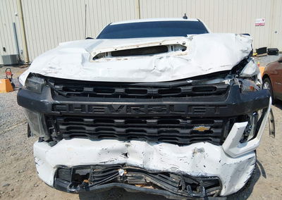 2020 Chevrolet Silverado 2500hd 4wd  Standard Bed Wt, пошкодження: Передня частина, Iaai лот 45710589, фото 13 з 17