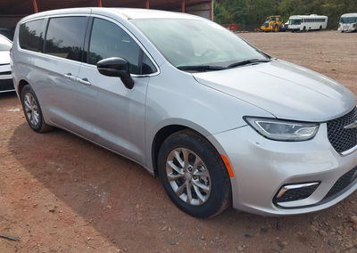 2026 Chrysler Pacifica Limited, Front End damage, Iaai lot 46441578