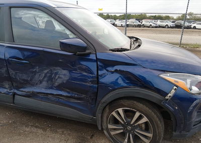 2020 Nissan Kicks Sv Xtronic Cvt, пошкодження: Правий бік, Iaai лот 46296632, фото 6 з 16