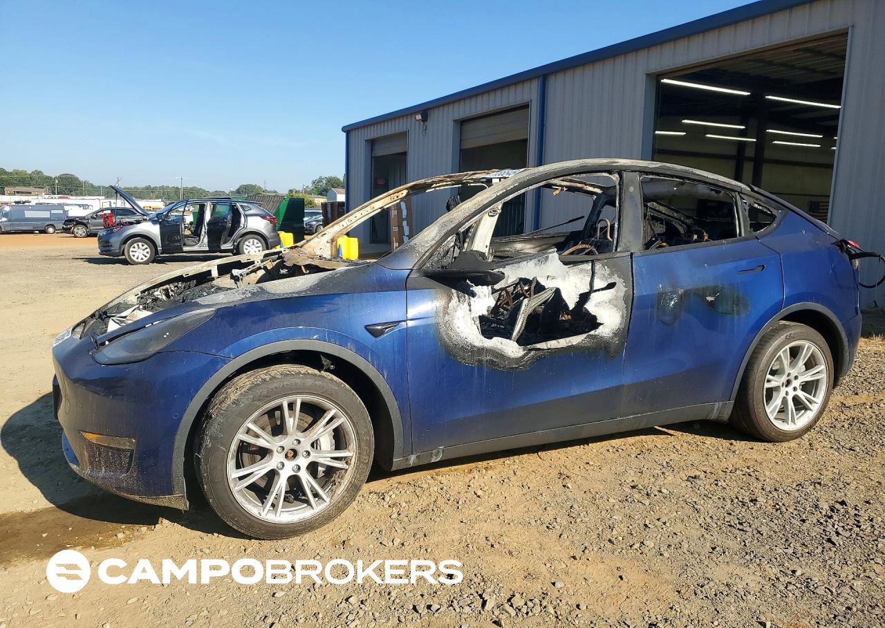 2020 Tesla Model Y, daño Incendio, Copart lote 71188546