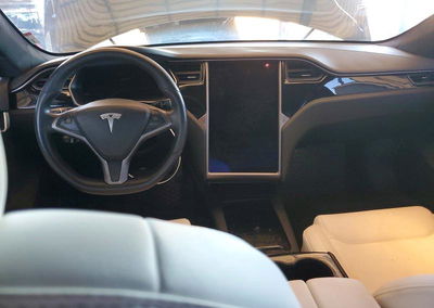 2020 Tesla Model S, daño Trasero, Copart lote 71258086, foto 8 de 12