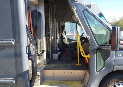 2021 Ford Transit-350 Cutaway, uszkodzenie: Prawy bok, Iaai lot 46356461, zdjęcie 7 z 18