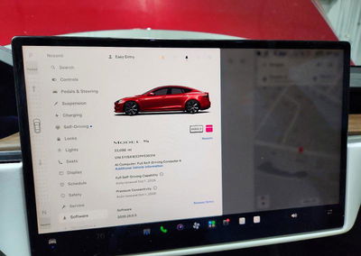 2023 Tesla Model S, uszkodzenie: Przód, Copart lot 70916796, zdjęcie 9 z 14