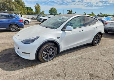 2025 Tesla Model Y, пошкодження: Задня частина, Copart лот 59900566, фото 1 з 15