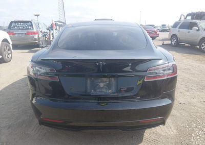 2021 Tesla Model S Long Range Dual Motor All-wheel Drive, uszkodzenie: Prawy przód, Iaai lot 45475040, zdjęcie 16 z 19