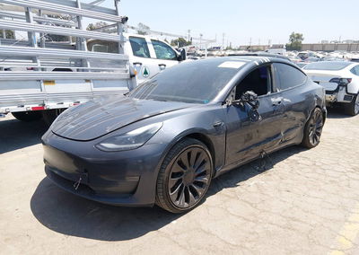 2022 Tesla Model 3 Performance Dual Motor All-wheel Drive, пошкодження: Лівий бік, Iaai лот 45791035, фото 2 з 21