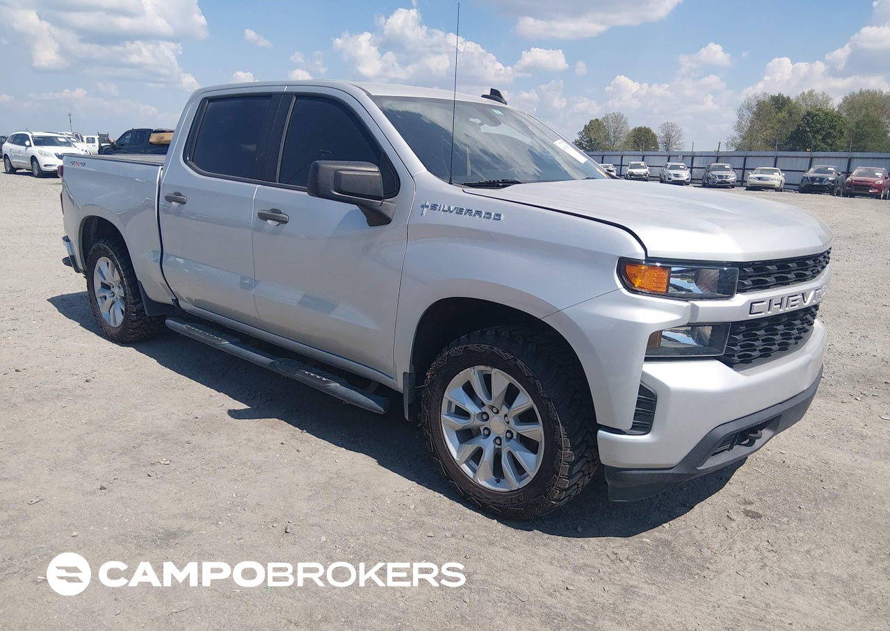 2021 Chevrolet Silverado 1500 4wd  Short Bed Custom, daño Engine Damage, Iaai lote 46136381