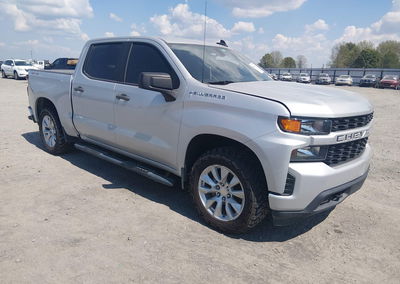 2021 Chevrolet Silverado 1500 4wd  Short Bed Custom, пошкодження: Engine Damage, Iaai лот 46136381
