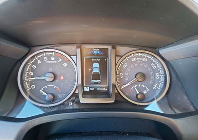 2021 Toyota Tacoma Trd Off-road, uszkodzenie: Przód, Copart lot 70875966, zdjęcie 9 z 15