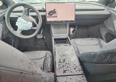 2026 Tesla Model Y, пошкодження: Бік, Copart лот 63014106, фото 8 з 14