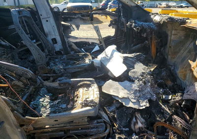 2020 Tesla Model Y, daño Incendio, Copart lote 71188546, foto 7 de 11