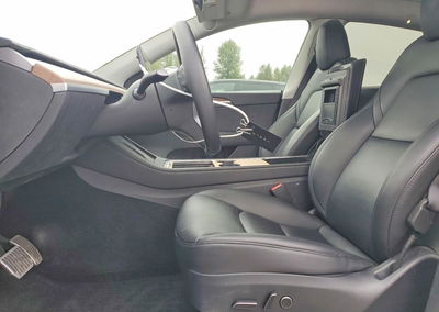 2023 Tesla Model Y, daño Frontal, Copart lote 70338526, foto 7 de 13