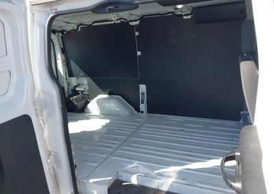 2019 Ford Transit-150, daño Normal Wear & Tear, Iaai lote 46317049, foto 8 de 16