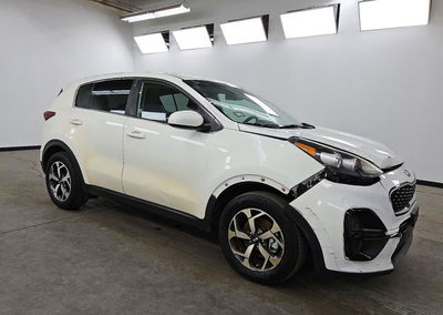 2020 Kia Sportage Lx, daño Vandalismo, Copart lote 70910556, foto 4 de 14