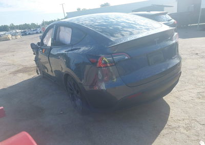2022 Tesla Model Y Performance Dual Motor All-wheel Drive, Front End damage, Iaai lot 45932896, photo 3 of 17