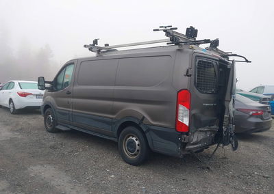 2019 Ford Transit-150, daño Biohazard, Iaai lote 46370357, foto 3 de 12