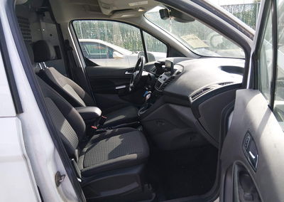 2019 Ford Transit Connect Xlt, daño Normal Wear & Tear, Iaai lote 46387384, foto 5 de 16