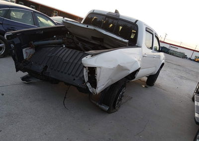 2021 Toyota Tacoma Sr V6, пошкодження: Задня частина, Iaai лот 46447398, фото 4 з 15