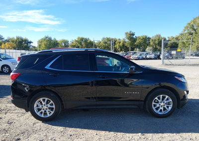 2020 Chevrolet Equinox Awd Lt 1.5l Turbo, uszkodzenie: Grad, Iaai lot 46245470, zdjęcie 13 z 16