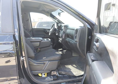 2021 Chevrolet Silverado 1500 4wd  Short Bed Custom, Front End damage, Iaai lot 46053669, photo 5 of 17
