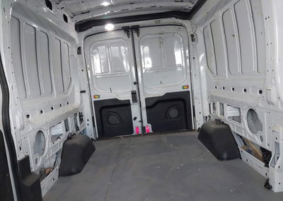 2019 Ford Transit-250, daño Unknown, Iaai lote 46088064, foto 8 de 16