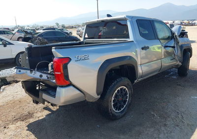 2025 Toyota Tacoma Trd Off Road, Rollover damage, Iaai lot 45919695, photo 4 of 11
