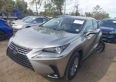 2021 Lexus Nx 300, daño Frontal, Iaai lote 46194072, foto 2 de 16