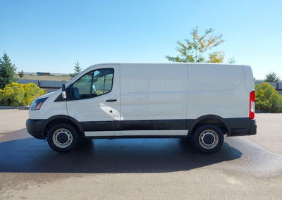 2019 Ford Transit-150, daño Normal Wear & Tear, Iaai lote 46317049, foto 14 de 16