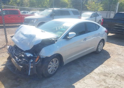 2019 Hyundai Elantra Se, Front End damage, Iaai lot 45991680, photo 2 of 16