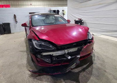 2023 Tesla Model S, uszkodzenie: Przód, Copart lot 70916796, zdjęcie 13 z 14