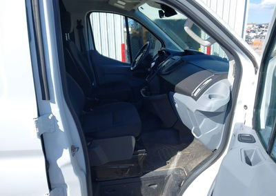 2019 Ford Transit-150, daño Normal Wear & Tear, Iaai lote 46317049, foto 5 de 16