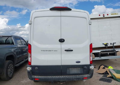 2019 Ford Transit-250, daño Unknown, Iaai lote 46088064, foto 16 de 16