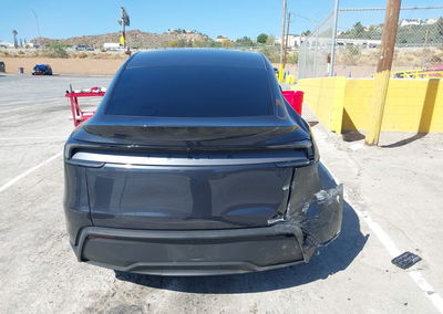 2026 Tesla Model Y Premium Rear-wheel Drive/rear-wheel Drive, daño Frontal, Iaai lote 46148064, foto 16 de 23