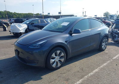 2023 Tesla Model Y Awd/long Range Dual Motor All-wheel Drive, daño Trasero, Iaai lote 46135737, foto 2 de 14