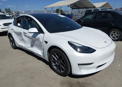 2022 Tesla Model 3 Rear-wheel Drive, Right Side damage, Iaai lot 46161250