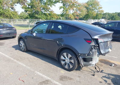 2023 Tesla Model Y Awd/long Range Dual Motor All-wheel Drive, daño Trasero, Iaai lote 46135737, foto 3 de 14