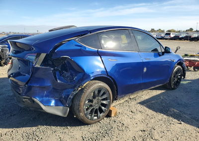 2023 Tesla Model Y, uszkodzenie: Tył, Copart lot 73381366, zdjęcie 3 z 12